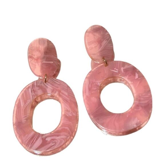 Mauve oval shaped earrings - Picture 1 of 1